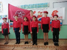 Школьная жизнь - Посвящение учащихся 3а класса в ряды Юнармии