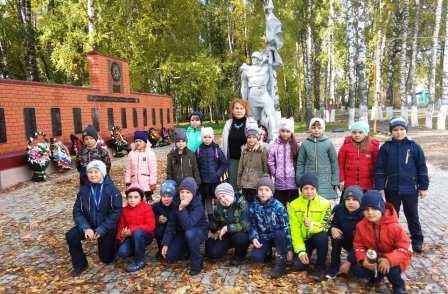 Культурная суббота 2019-2020 уч.год - Первоклассники смотрят театральное представление