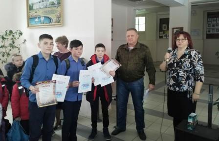 2019-2020 уч.год - Утренняя общешкольная линейка