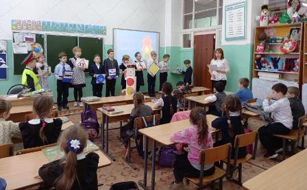 Безопасность на дороге - Посвящение первоклассников в пешеходы