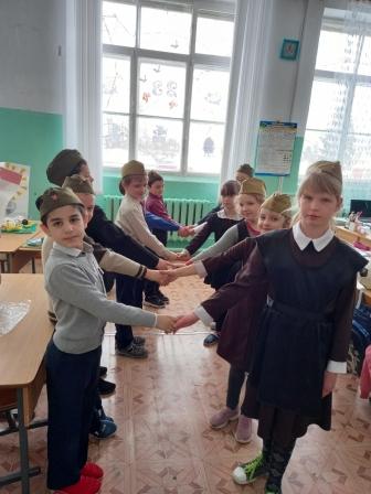 Школьная жизнь - Спорт-урок мужества