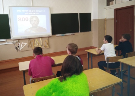 80-летие Победы - Посвящается 800-летию со дня рождения А.Невского-мероприятие в 7б классе