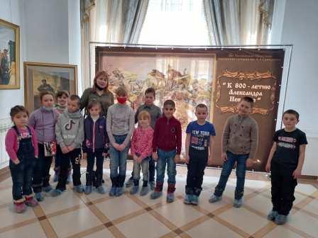 Интересно! - Экскурсия 2а класса в Пензенскую картинную галерею имени К.А. Савицкого