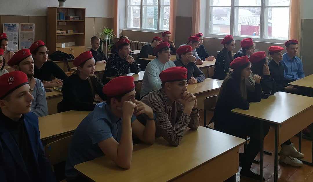Интересно! - "Время первых"-интерактивная викторина для юнармейцев