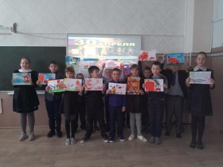 Школьная жизнь - "С днем работников пожарной охраны!"-поздравления юнармейцев 4б класса и учащихся 3б класса
