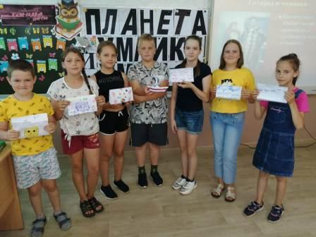 Летние - В лагере «Улыбка"- Интеллектуальная игра «Умники и умницы»
