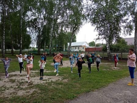 Летние - В лагере «Улыбка"- День улыбки!