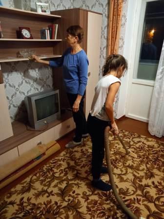 Школьная жизнь - "День пожилых людей» в 3б классе