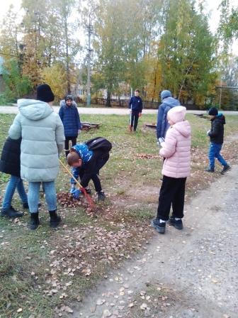 Школьная жизнь - Субботник в 6 классе