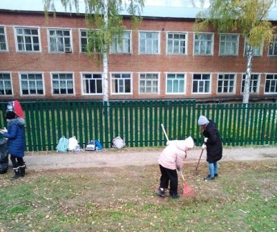 Школьная жизнь - Субботник в 6 классе