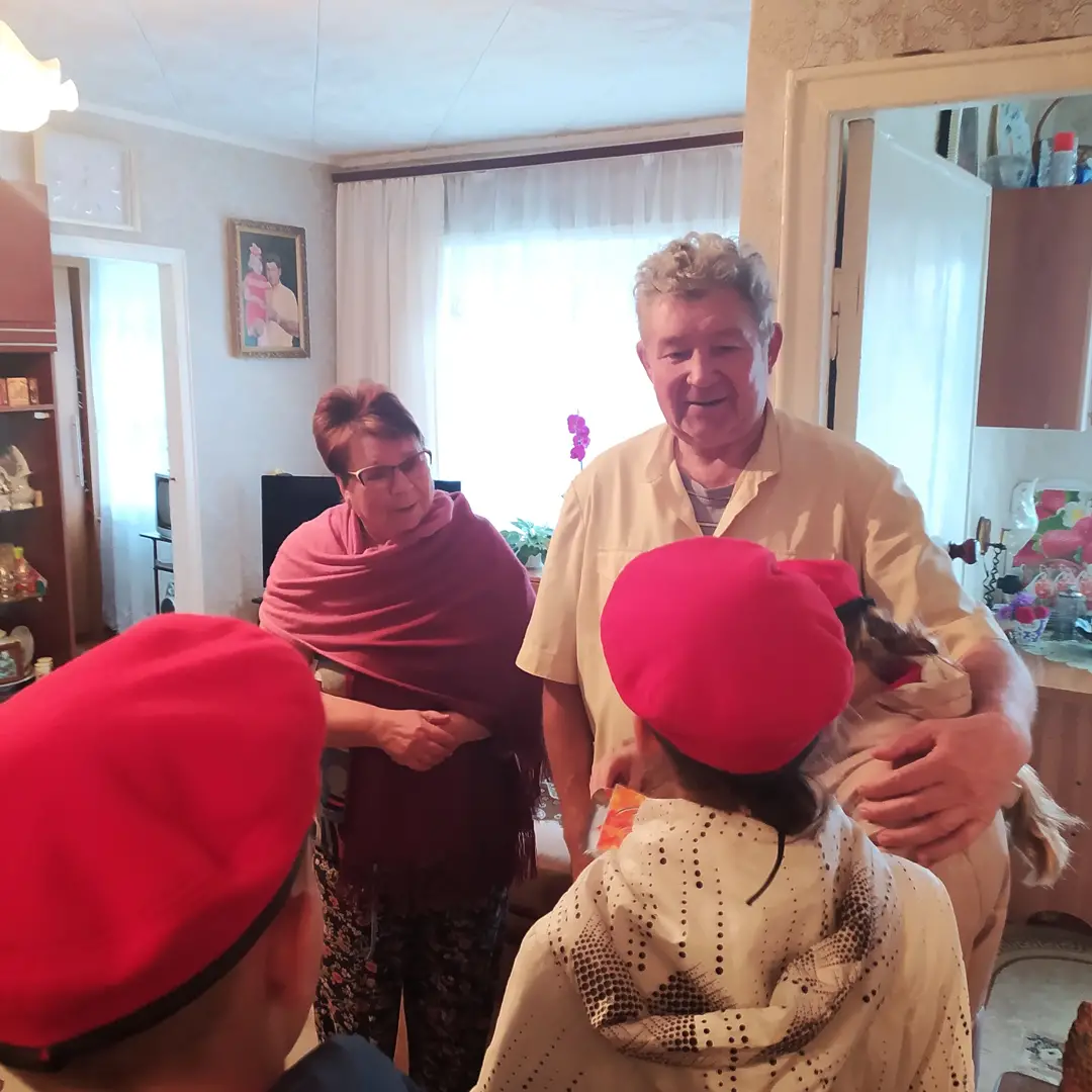 Школьная жизнь - "С днем учителя!"-поздравление ветеранов педагогического труда