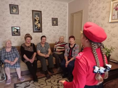 Школьная жизнь - "С днем учителя!"-поздравление ветеранов педагогического труда