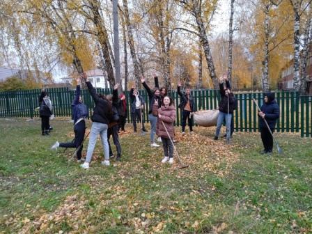 Школьная жизнь - Трудовой десант в 8а классе