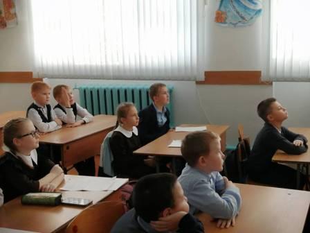 Методические материалы - Международный день борьбы против коррупции-"Своего «спасибо» не жалей, а чужого не жди"-классный час в 4а классе