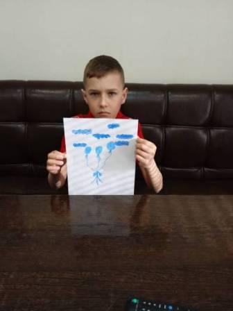 Школьная жизнь - Юнармейцы 3б класса приняли участие в акция «Зажги синим»
