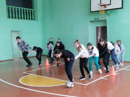 Физкультура и спорт - "День здоровья"в 6 классе