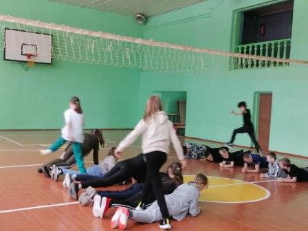 Физкультура и спорт - "День здоровья"в 6 классе