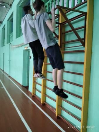 Физкультура и спорт - "Президентские состязания» и «Президентские игры школьников» в МБОУ СОШ г. Сурска