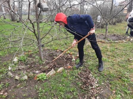 Школьная жизнь - Трудовой десант в 9б классе