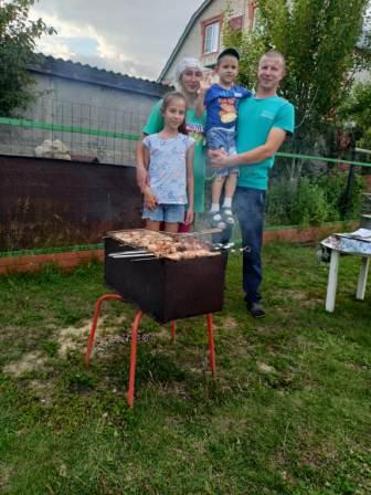 Школьная жизнь - "Вместе всей семьей"-акция в 5б классе