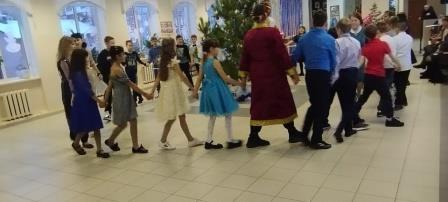 Зимние - Новый год - долгожданный праздник для взрослых и детей.