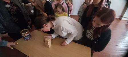 Школьная жизнь - День весёлых забав