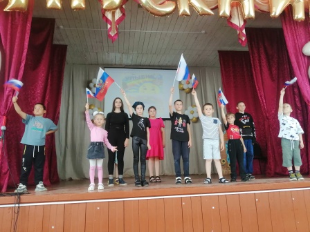 Школьная жизнь - 4-й день лагеря ДОЛ «Улыбка". Акция » Выбери свой цвет»