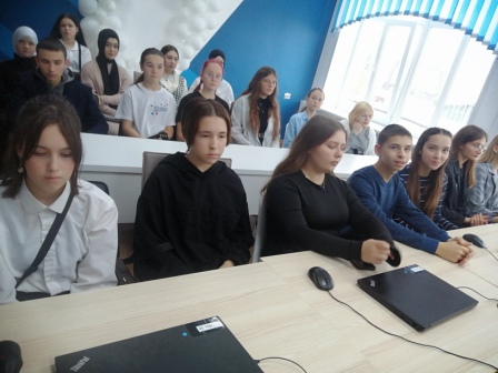 Интересно! - Экскурсия в рамках Всероссийского проекта «В гостях у ученого"-Движение первых