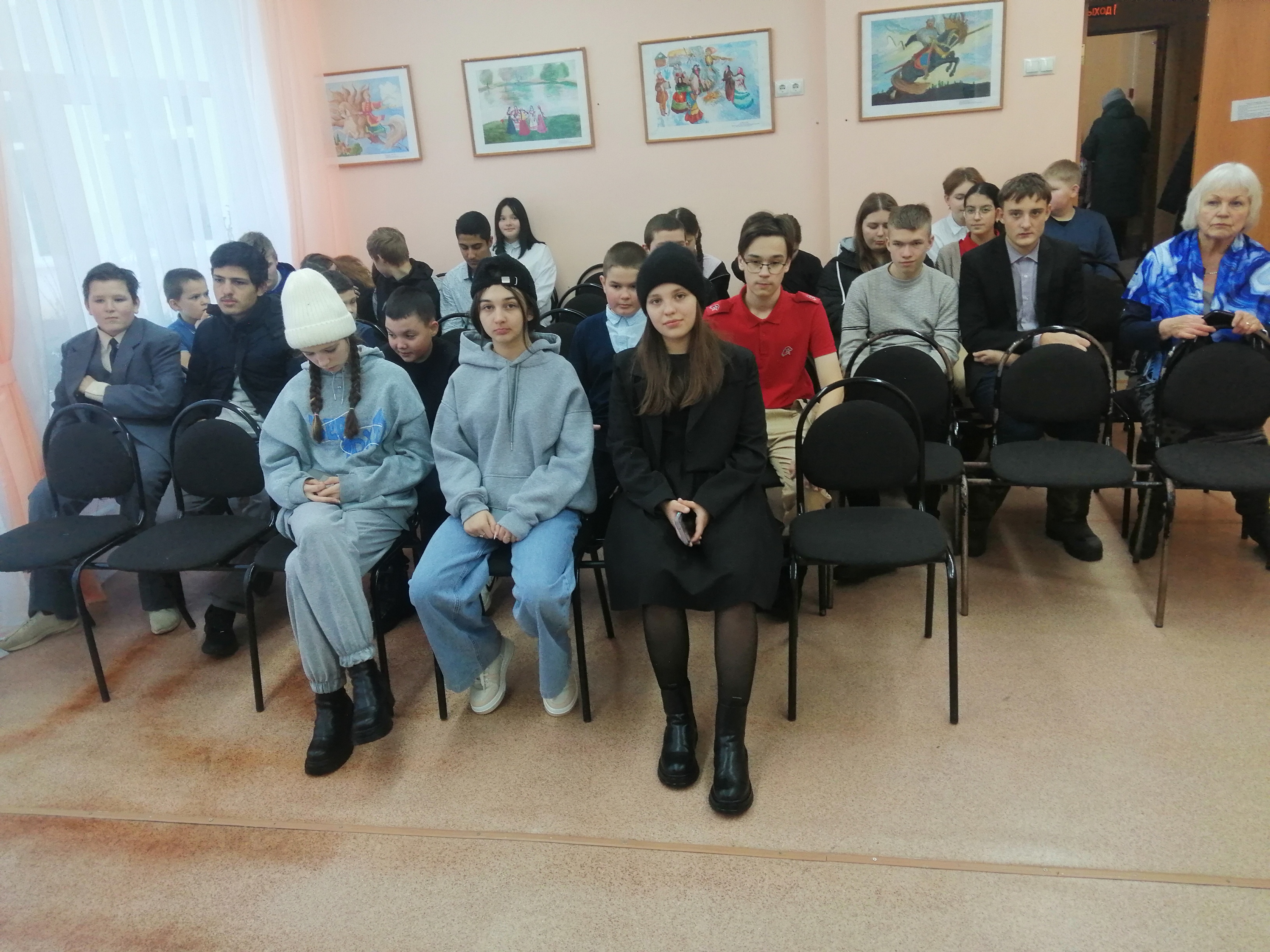 Школьная жизнь - Культурная суббота. Пушкинская карта. Концерт «» В единстве народа - великая сила! » в ДШИ г. Сурска