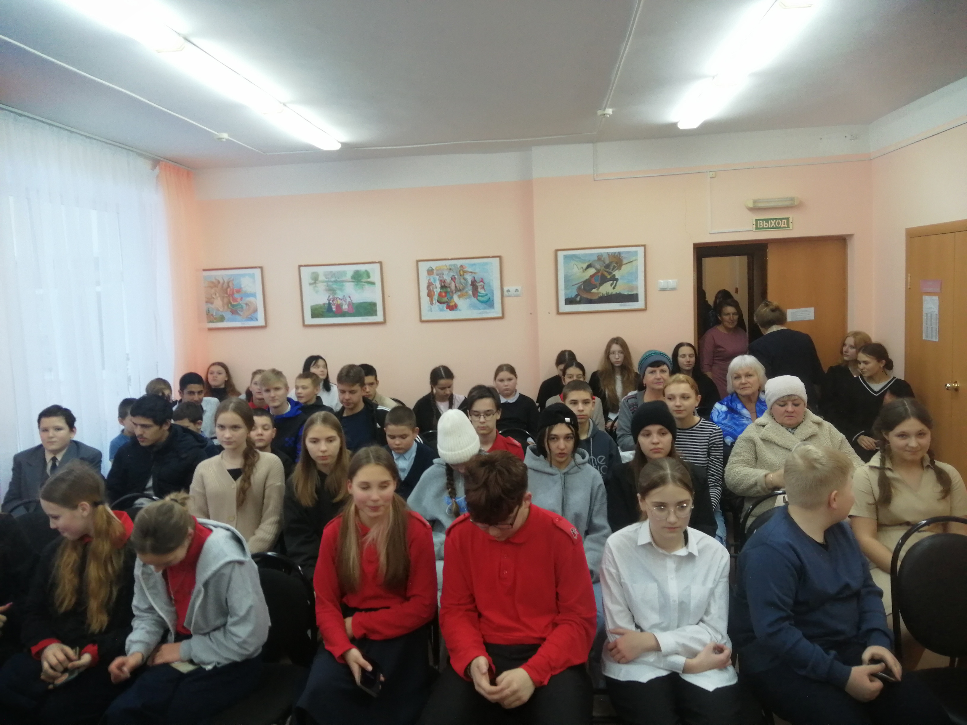 Школьная жизнь - Культурная суббота. Пушкинская карта. Концерт «» В единстве народа - великая сила! » в ДШИ г. Сурска