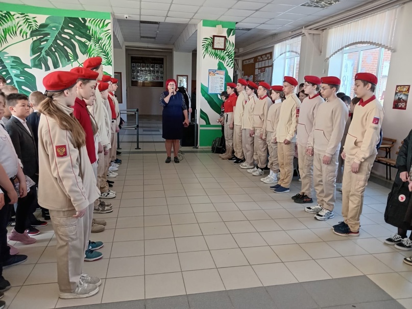 Школьная жизнь - Линейка памяти